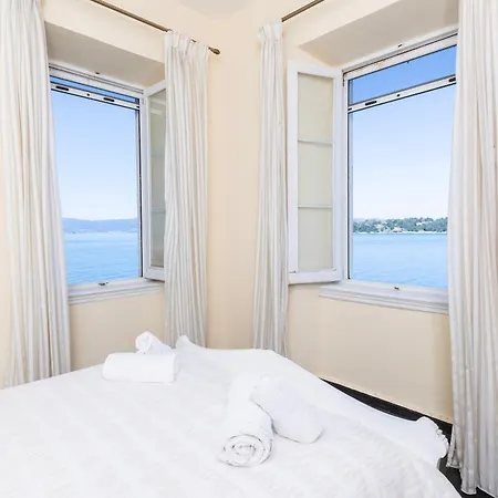 Angiolina Sea View Apartment