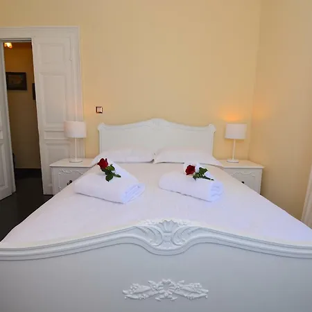 Angiolina Sea View *