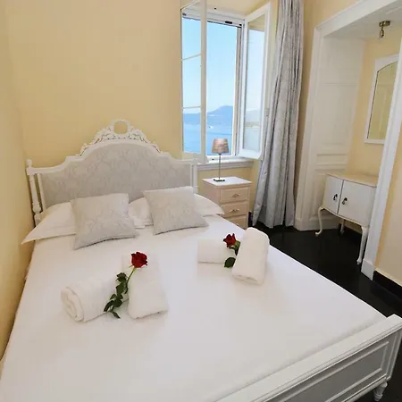 Angiolina Sea View Apartment