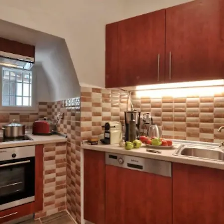 Angiolina Sea View شقة